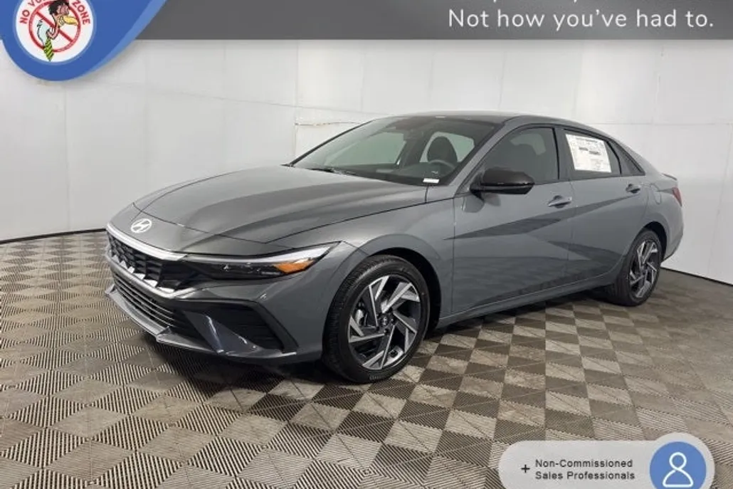 2025 Hyundai Elantra SEL Sport photo 1
