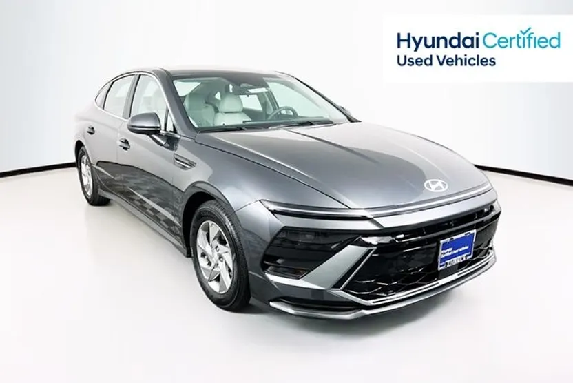2025 Hyundai Sonata SE photo 1