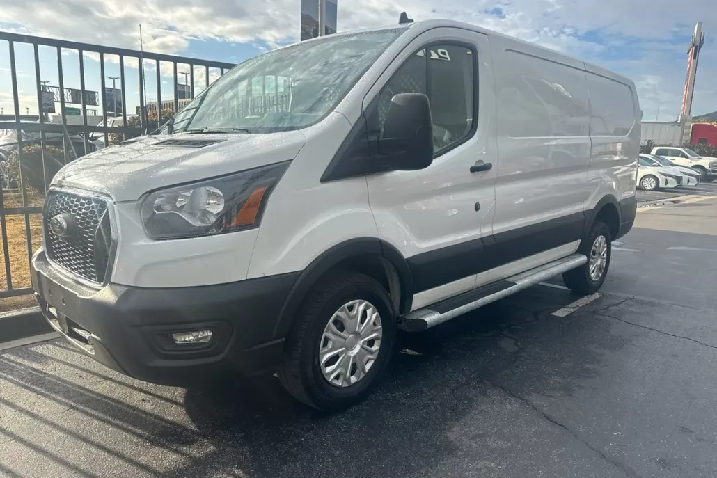 2023 Ford Transit photo 1