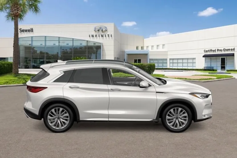 2025 Infiniti QX50 Luxe AWD photo 1