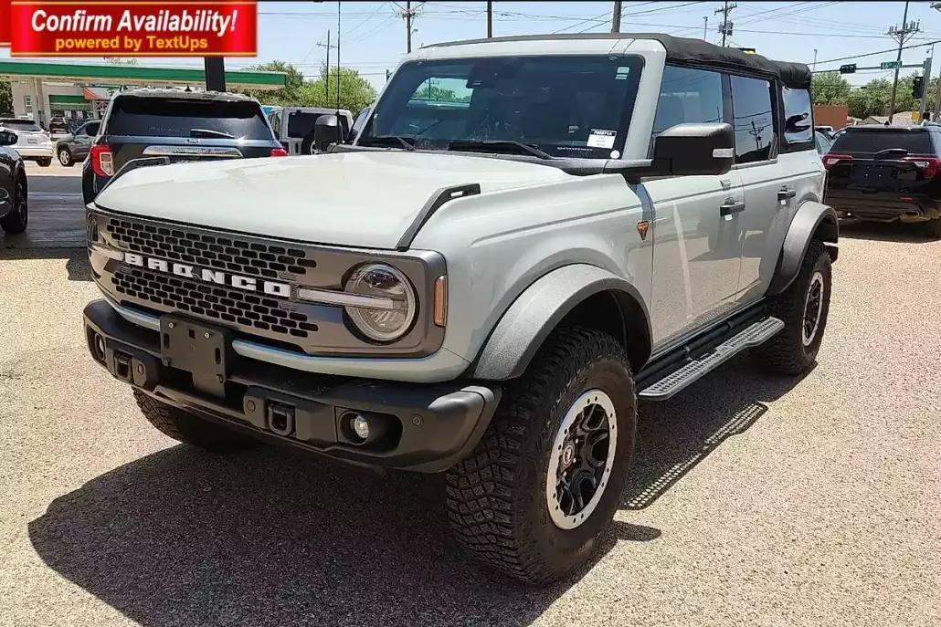 2022 Ford Bronco Badlands photo 1