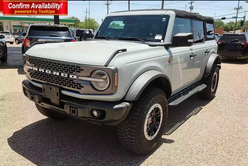 2022 Ford Bronco Badlands photo 1
