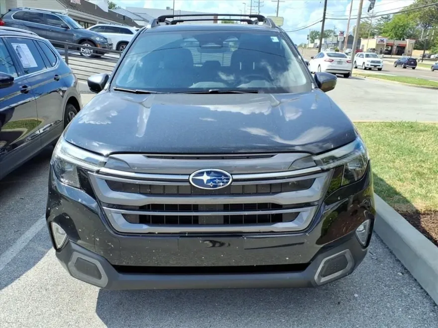 2025 Subaru Forester Limited photo 1