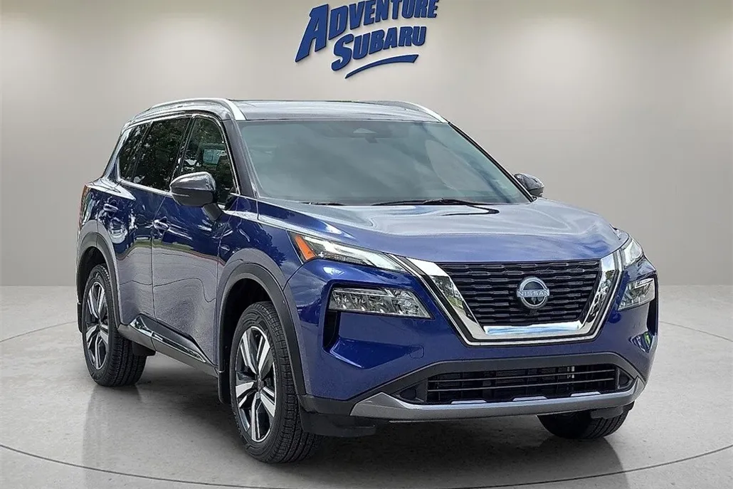 2023 Nissan Rogue SL photo 1