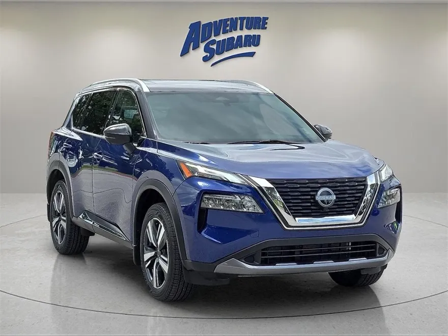 2023 Nissan Rogue SL photo 1