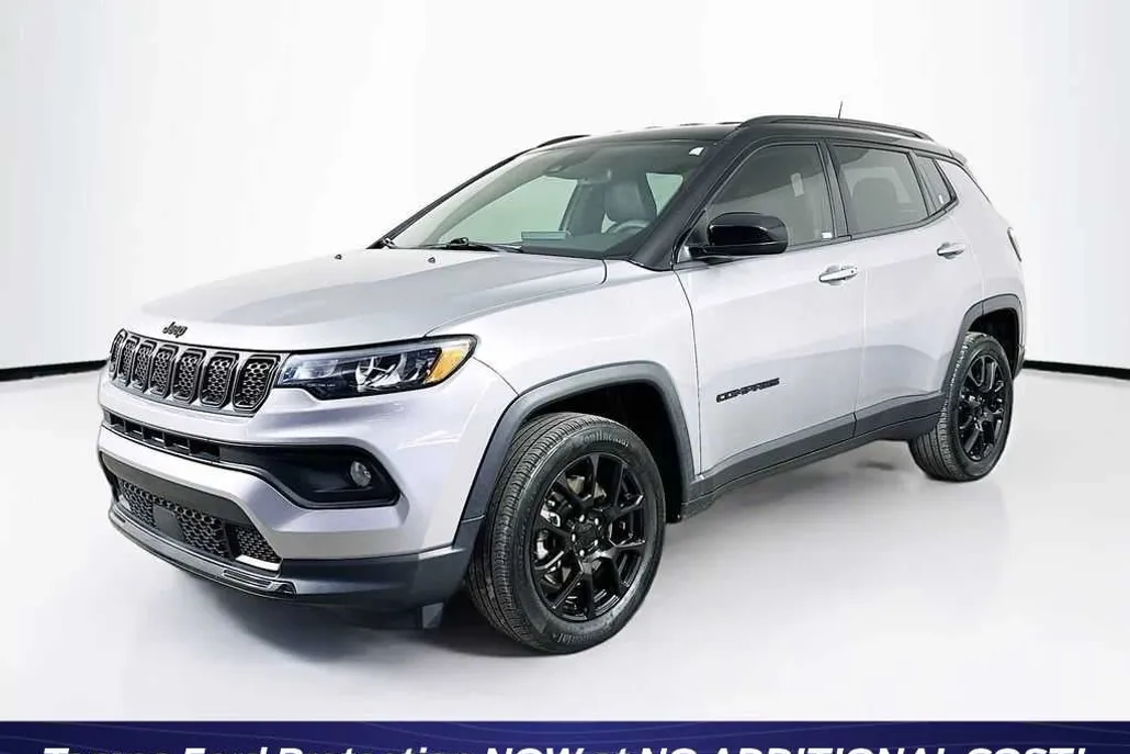 2023 Jeep Compass Altitude photo 1
