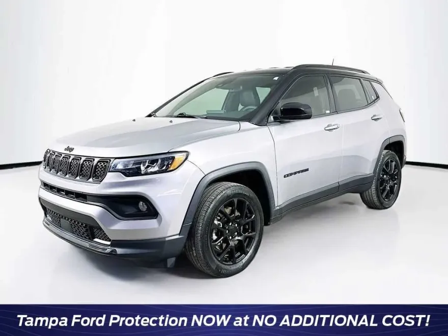 2023 Jeep Compass Altitude photo 1