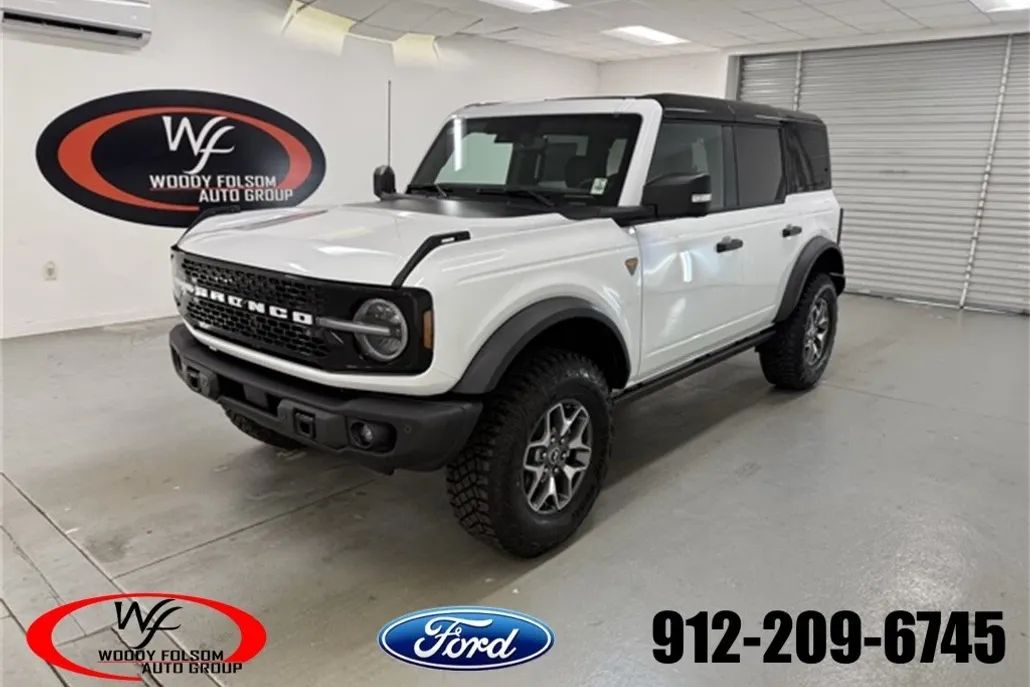 2025 Ford Bronco Badlands photo 1