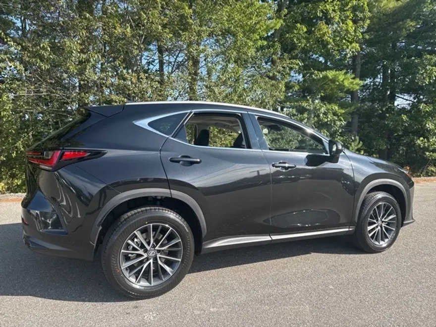 2026 Lexus NX 350 Premium photo 1
