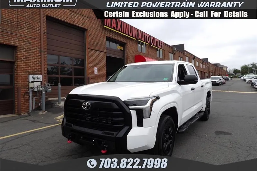 2024 Toyota Tundra CrewMax photo 1