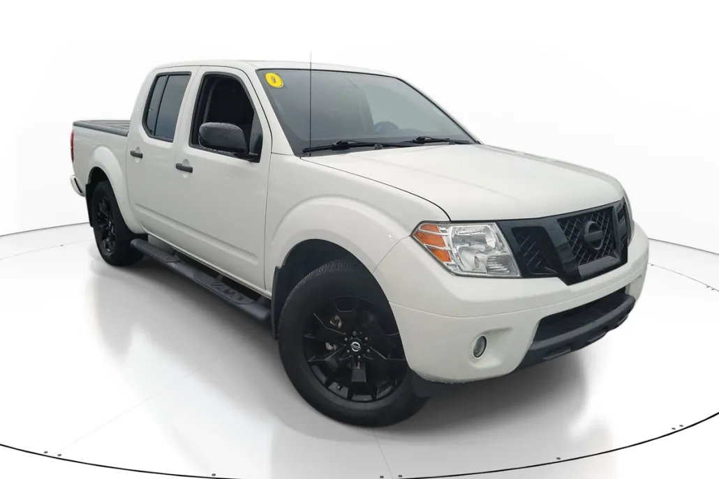 2020 Nissan Frontier SV photo 1
