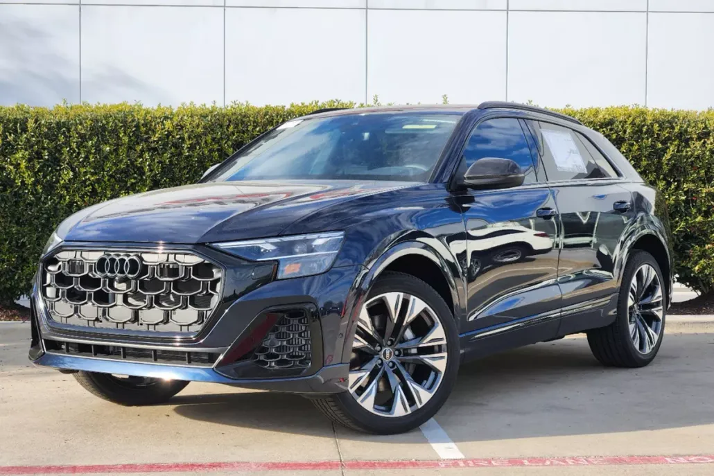 2025 Audi Q8 Premium Plus photo 1
