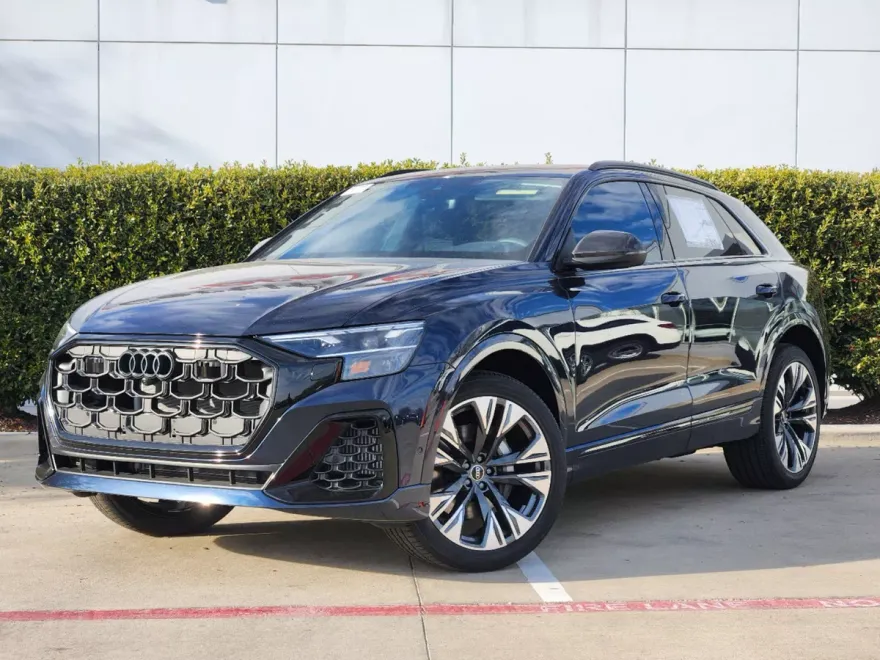 2025 Audi Q8 Premium Plus photo 1