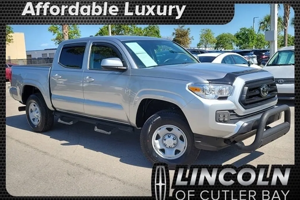 2022 Toyota Tacoma SR V6 photo 1