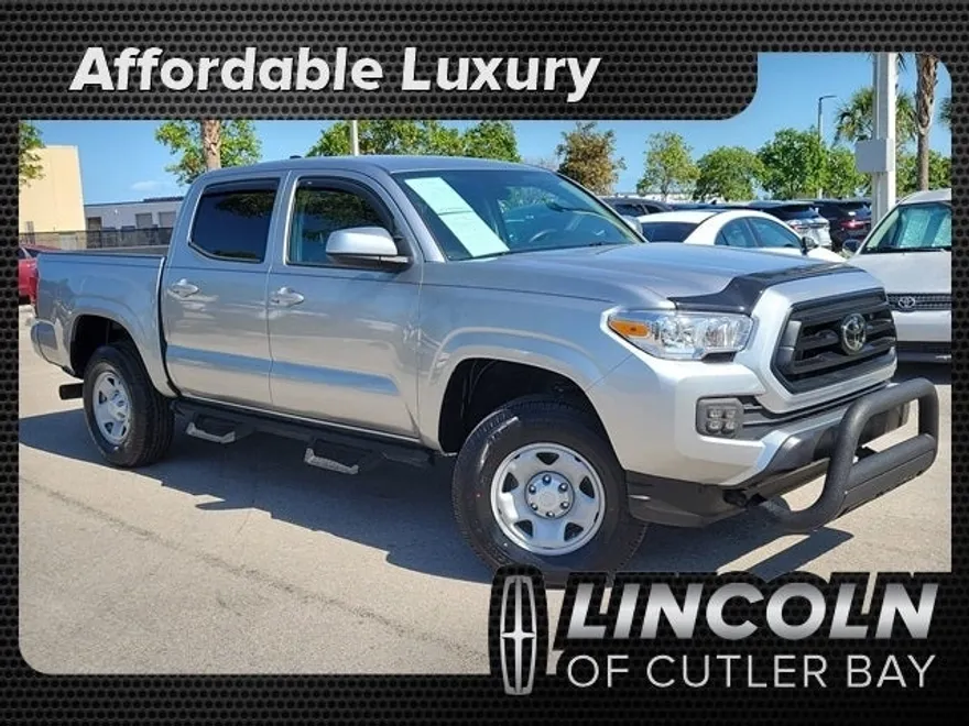 2022 Toyota Tacoma SR V6 photo 1