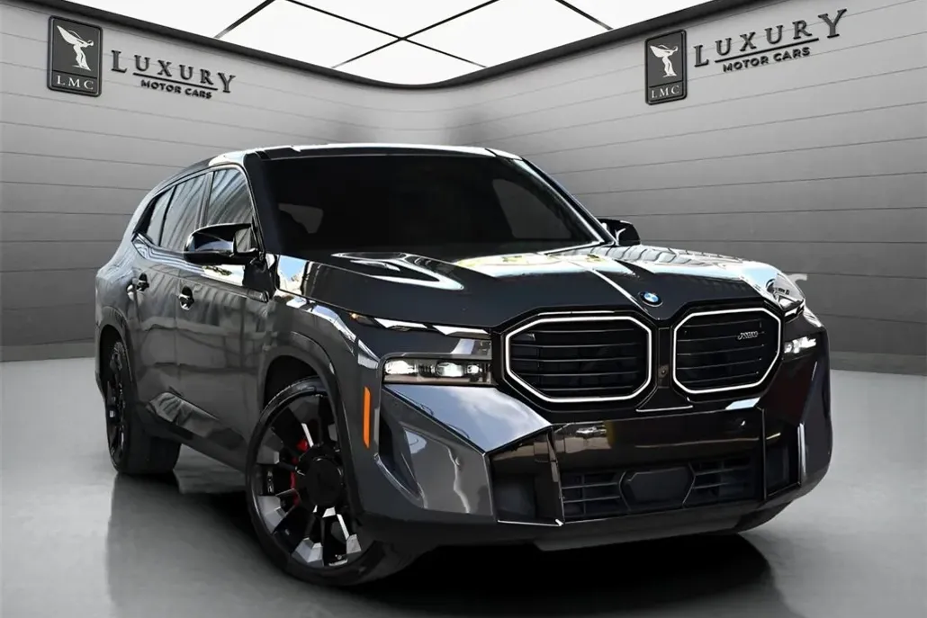 2023 Bmw XM photo 1