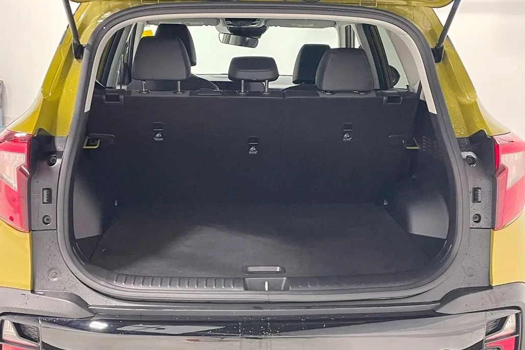 2024 Kia Seltos S photo 1
