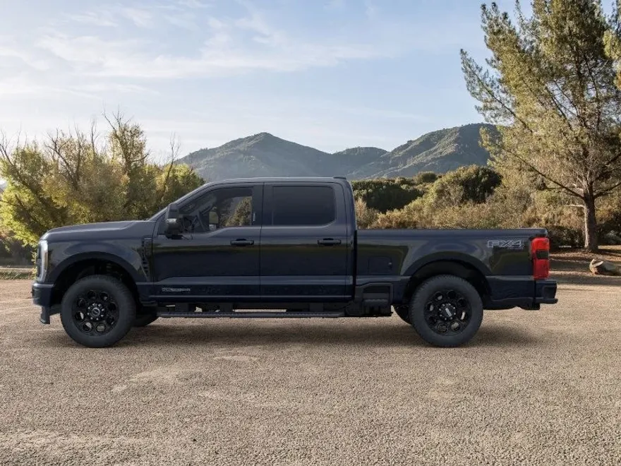 2025 Ford F-250 photo 1