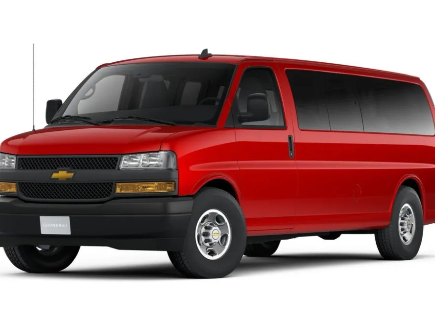 2025 Chevrolet Express Cargo 3500 photo 1