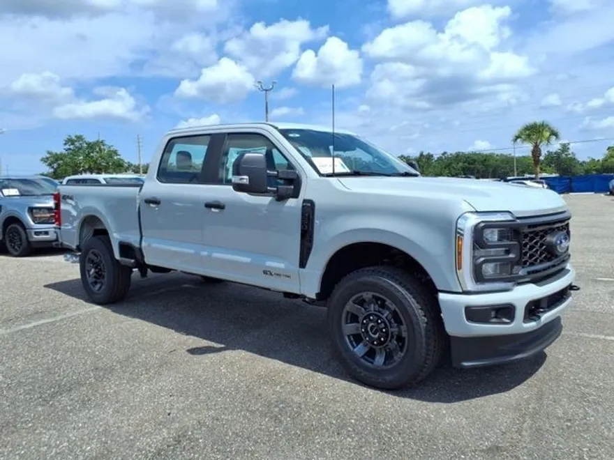 2025 Ford F-250 XL photo 1