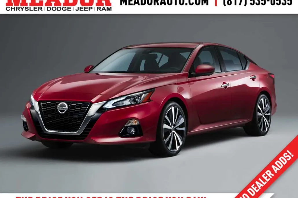 2022 Nissan Altima 2.5 SR photo 1