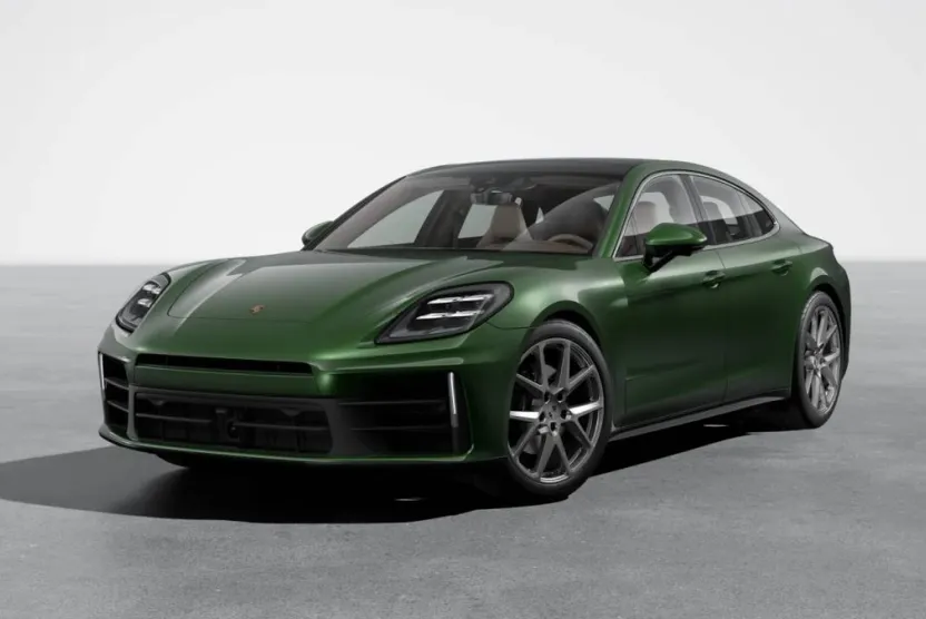2026 Porsche Panamera 4 photo 1