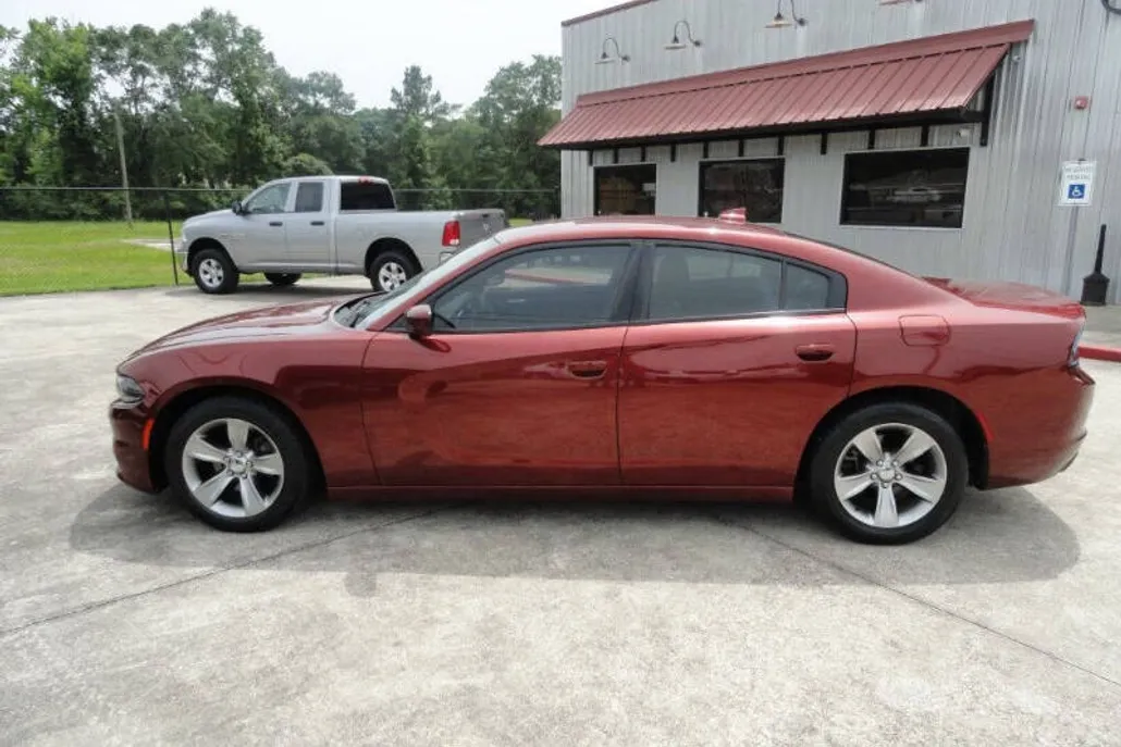 2018 Dodge Charger SXT Plus photo 1