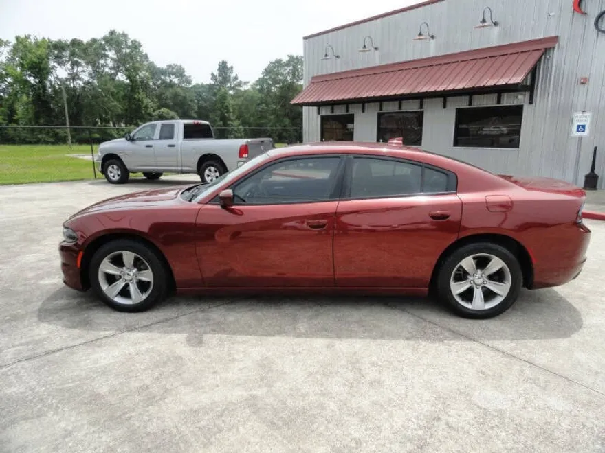 2018 Dodge Charger SXT Plus photo 1
