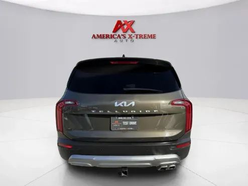 2022 Kia Telluride SX photo 4