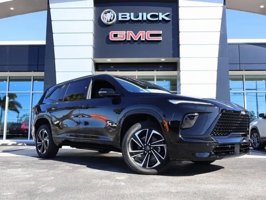 2025 Buick Enclave Sport Touring photo 1