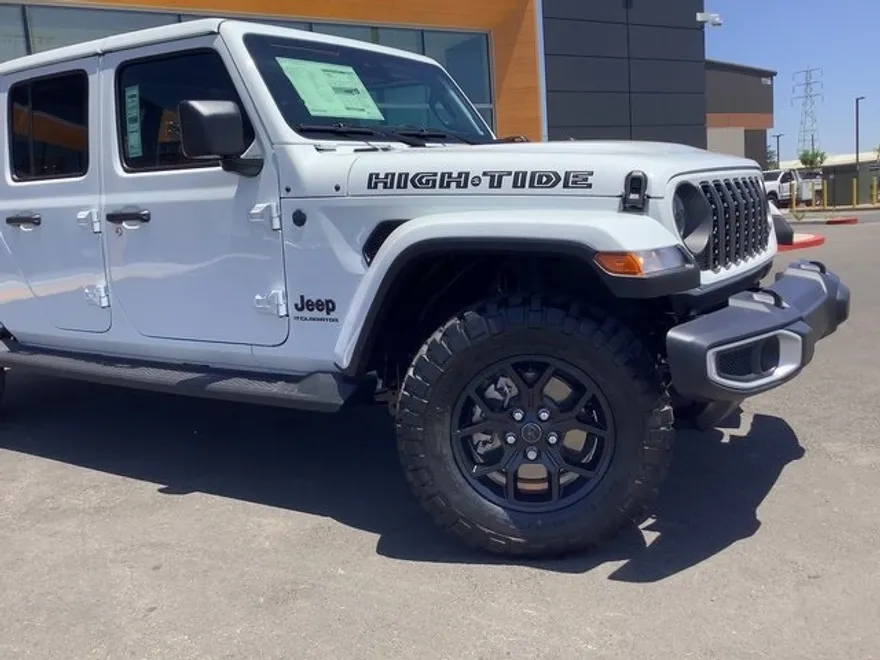 2025 Jeep Gladiator Sport photo 1