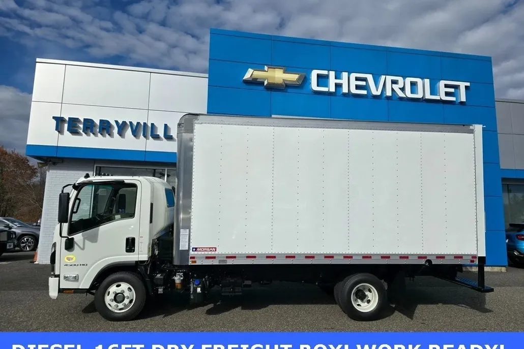 2025 Chevrolet Silverado 4500HD Base photo 1