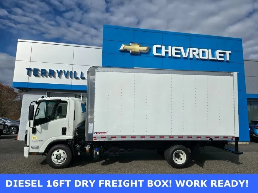 2025 Chevrolet Silverado 4500HD Base photo 1