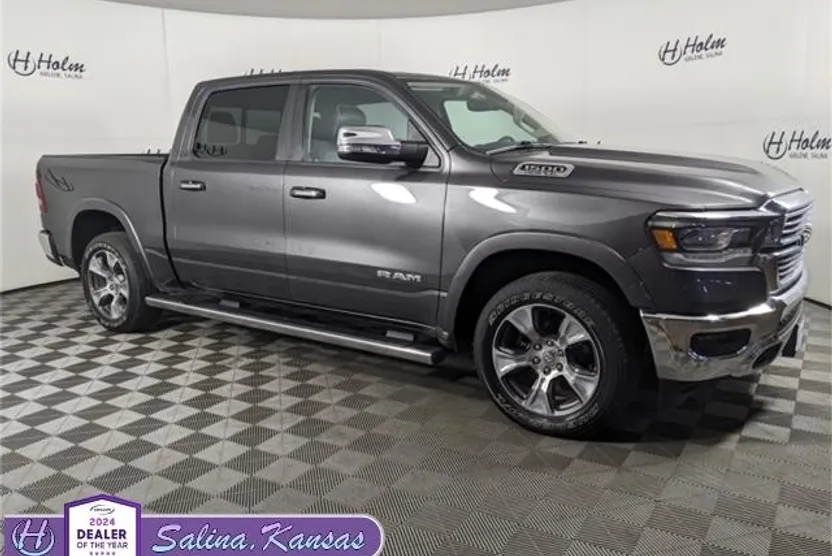 2019 Ram 1500 Laramie photo 1