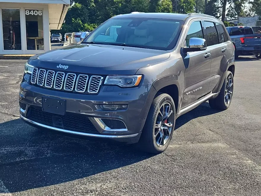 2017 Jeep Grand Cherokee Summit photo 1