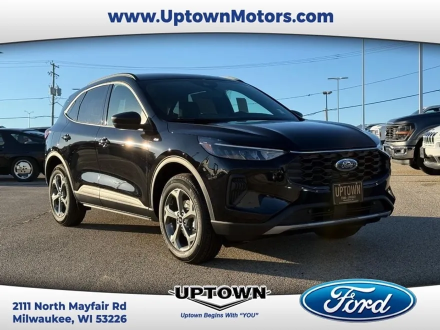 2026 Ford Escape ST-Line photo 1