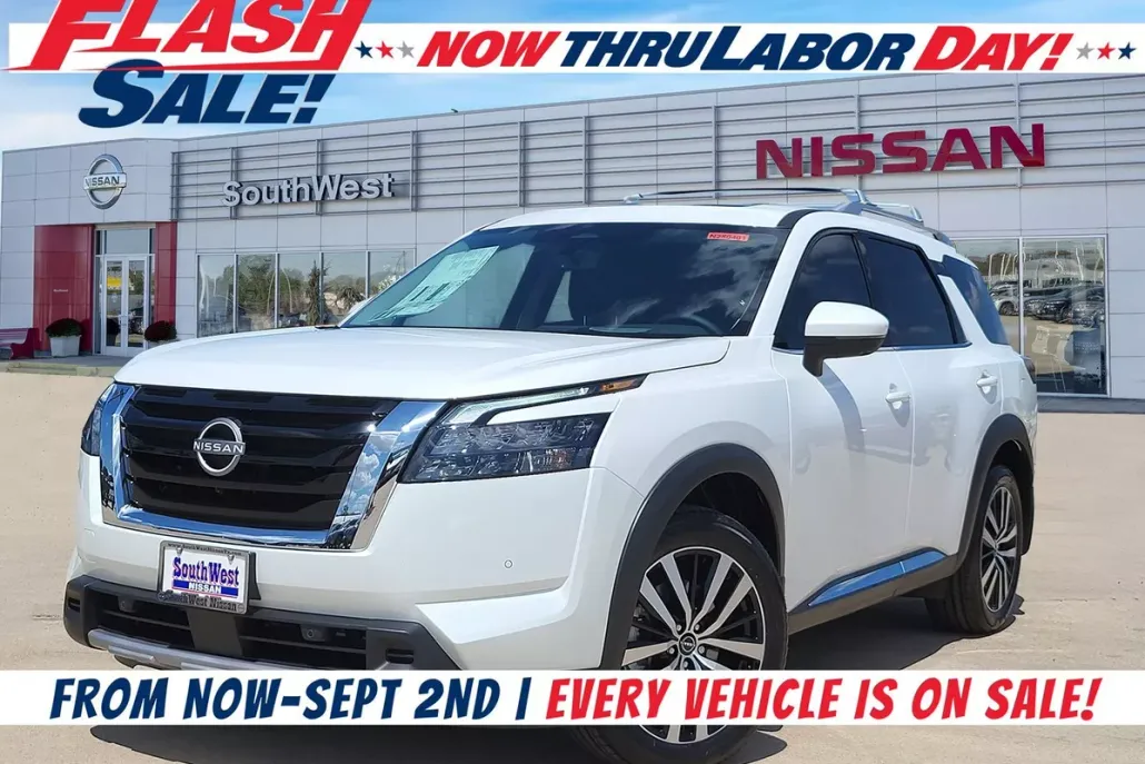 2025 Nissan Pathfinder Platinum photo 1