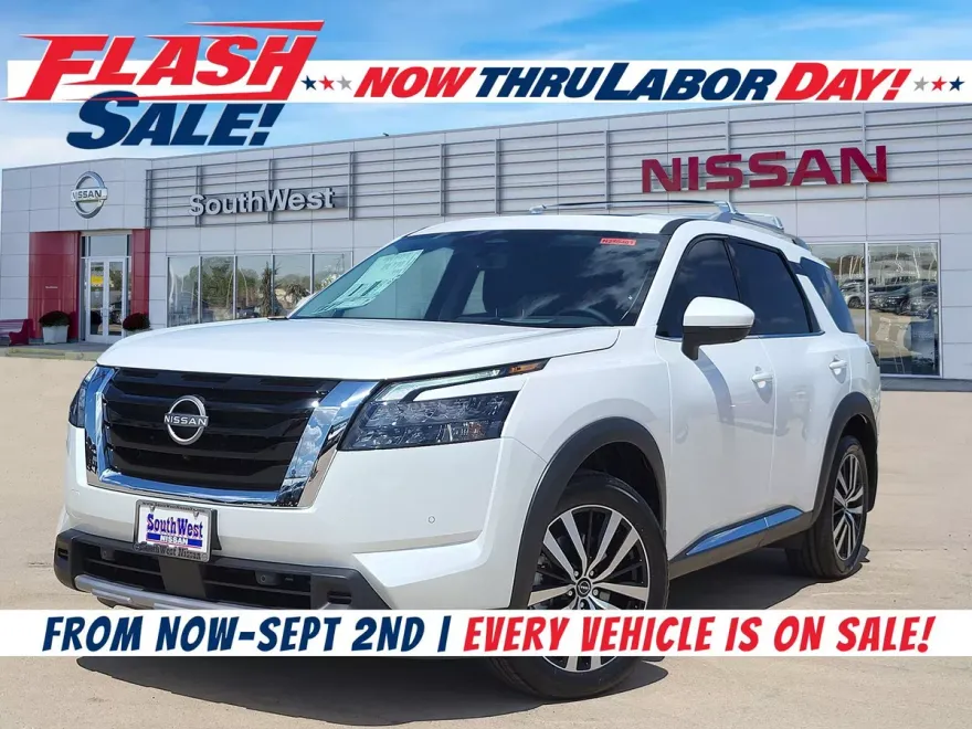 2025 Nissan Pathfinder Platinum photo 1