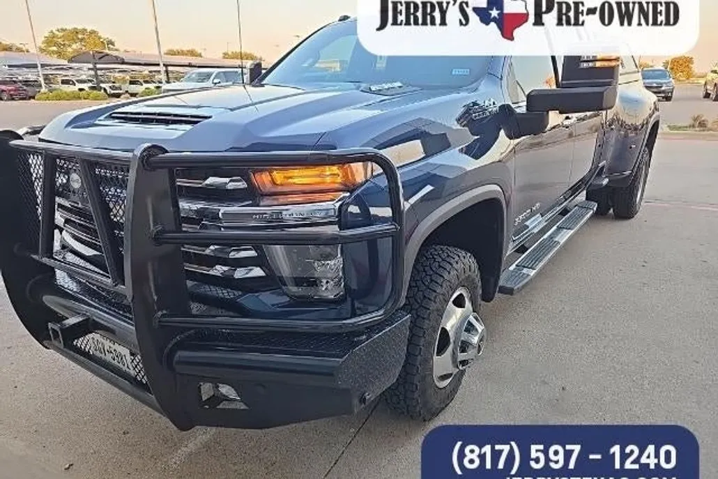 2023 Chevrolet Silverado 3500HD High Country photo 1
