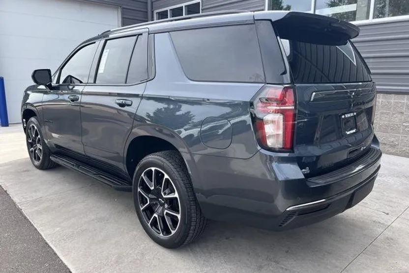 2021 Chevrolet Tahoe RST photo 1