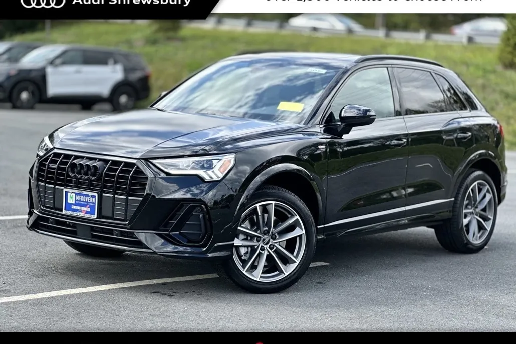 2024 Audi Q3 Premium Plus photo 1