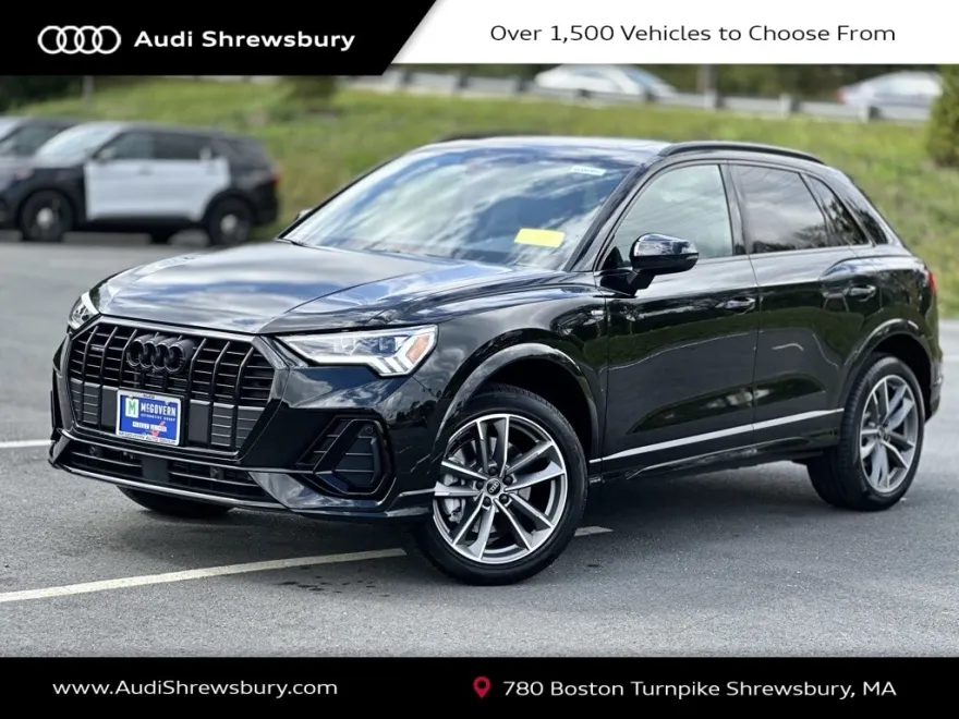 2024 Audi Q3 Premium Plus photo 1