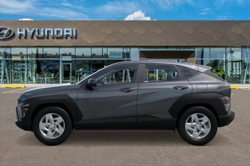 2026 Hyundai Kona SE photo 1