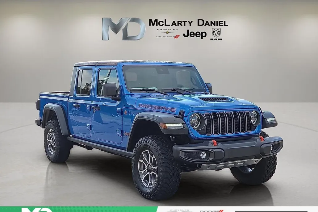 2025 Jeep Gladiator Mojave photo 1
