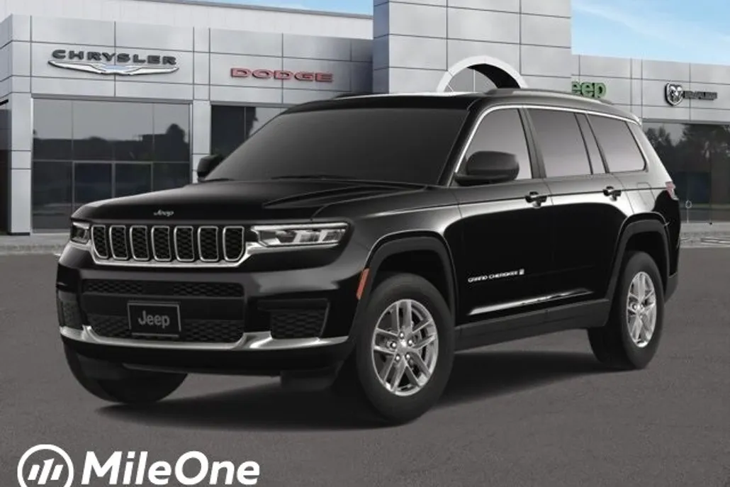 2025 Jeep Grand Cherokee Laredo photo 1