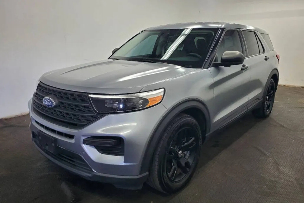 2022 Ford Explorer Base photo 1