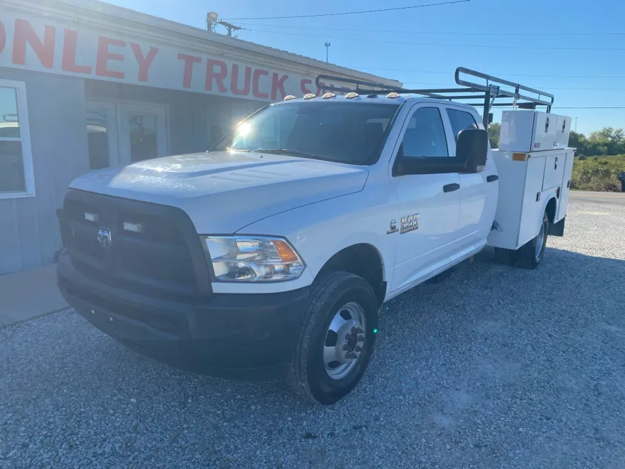 2017 Ram 3500 Tradesman photo 1