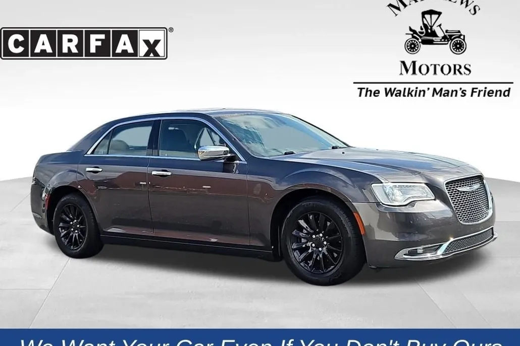 2020 Chrysler 300 Limited photo 1