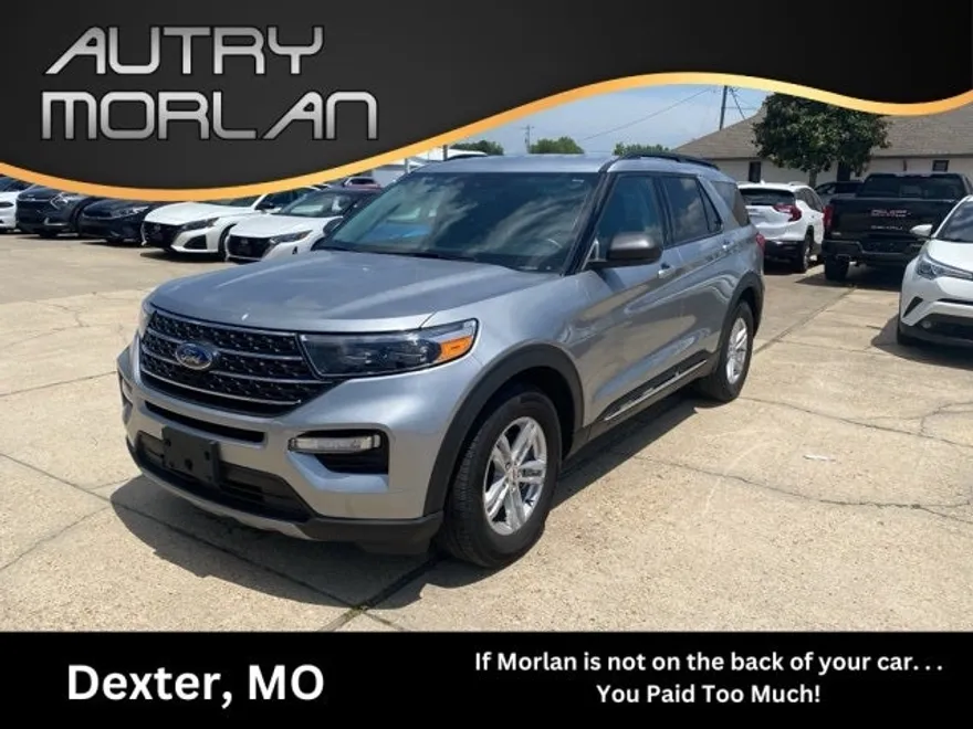 2024 Ford Explorer XLT photo 1