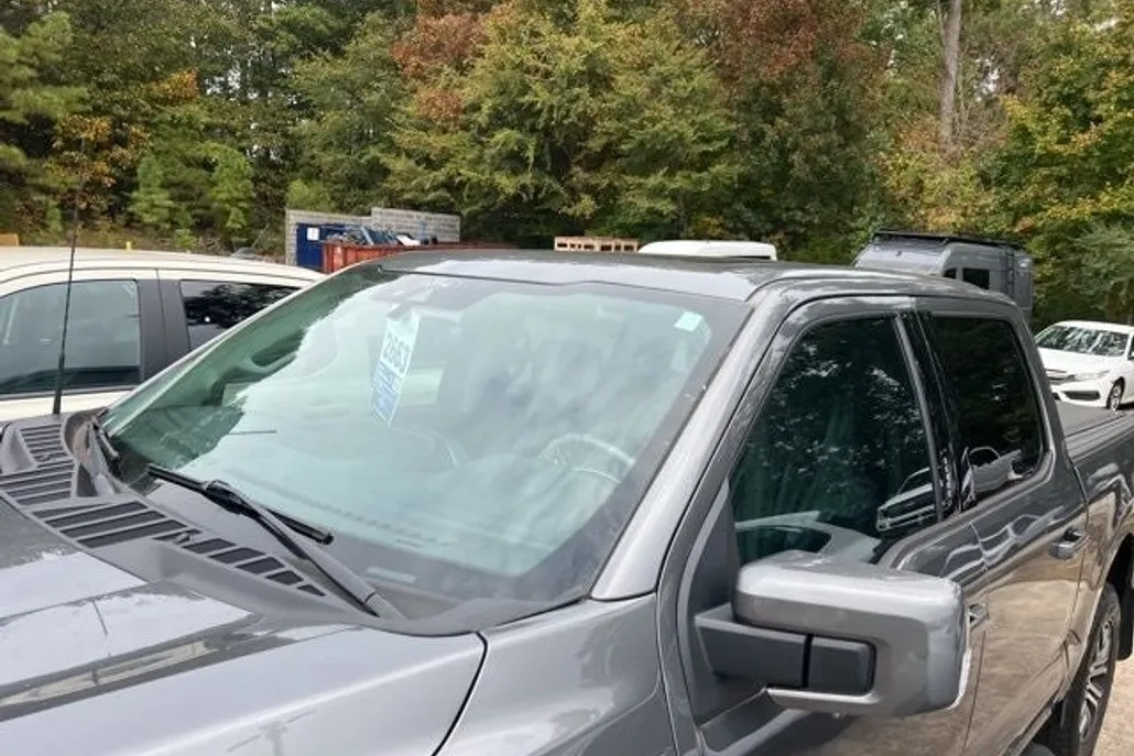 2022 Ford F-150 Lariat photo 1